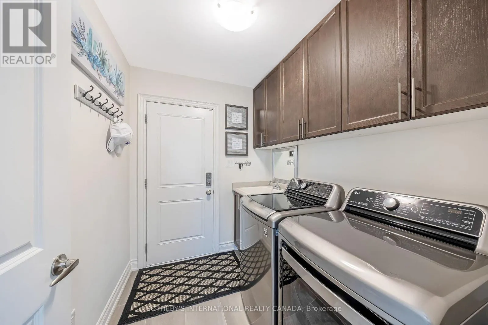 1150 RASPBERRY TERRACE