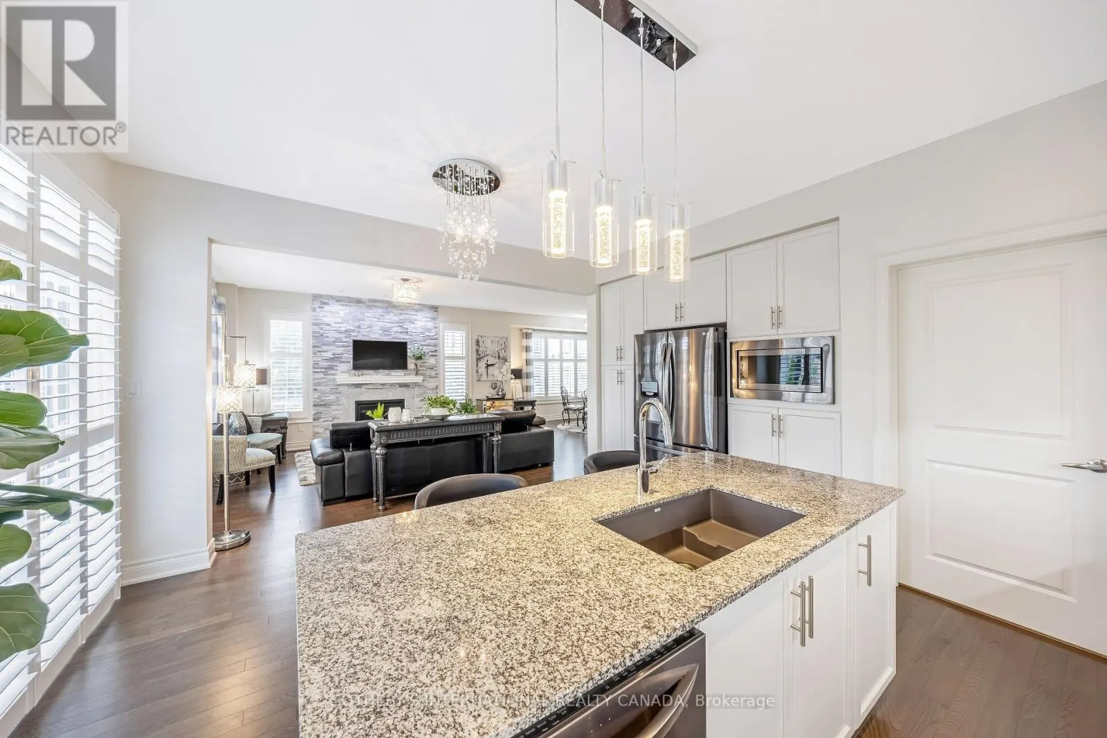 1150 RASPBERRY TERRACE