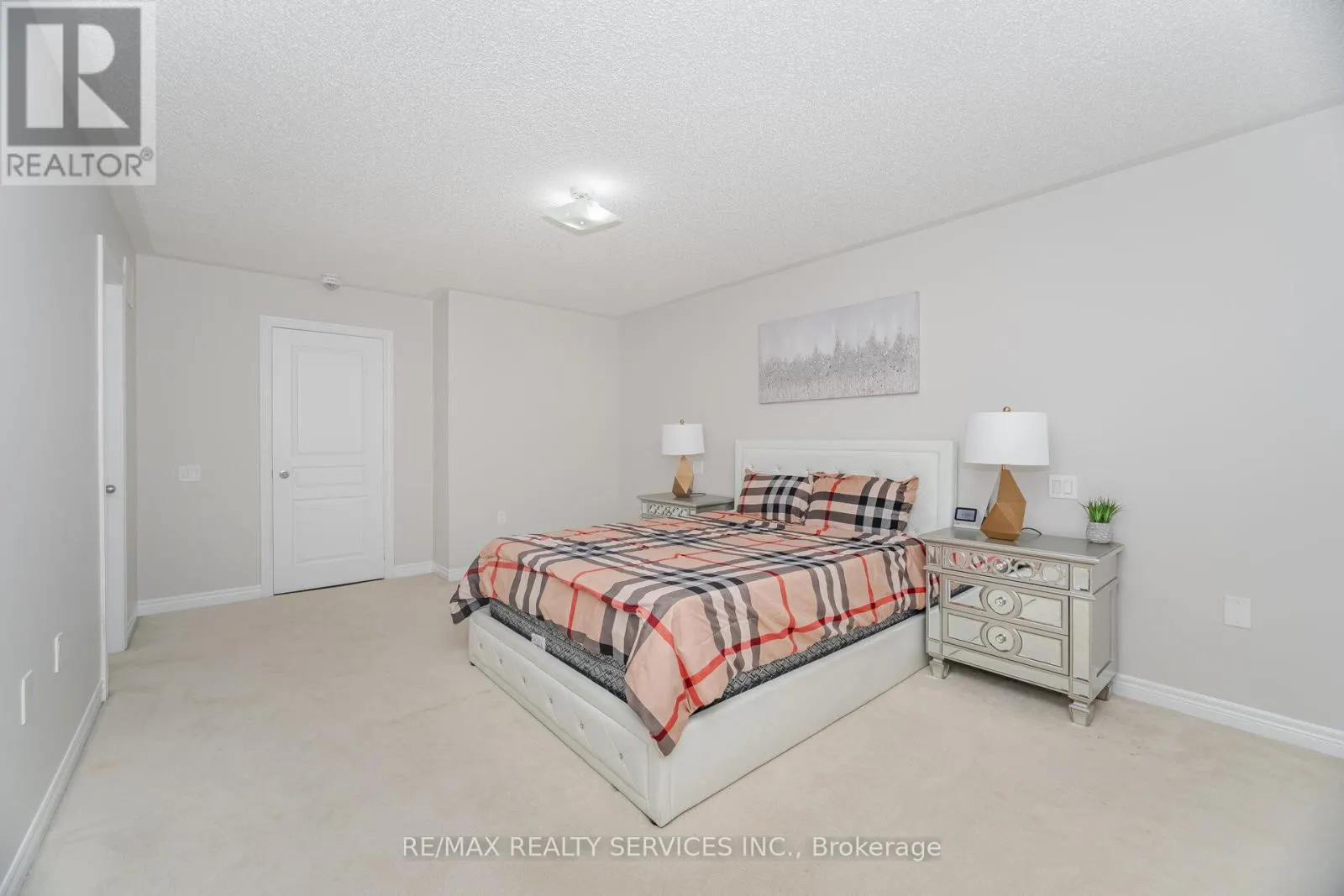20 BLACKBERRY VALLEY CRESCENT