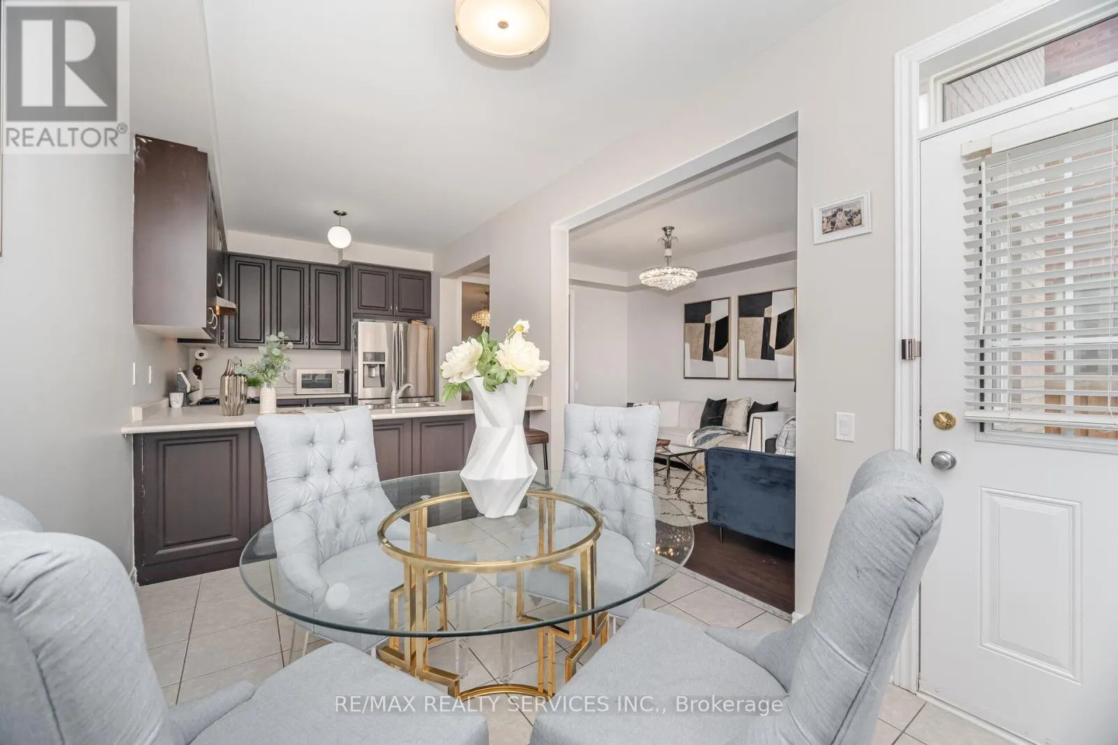 20 BLACKBERRY VALLEY CRESCENT