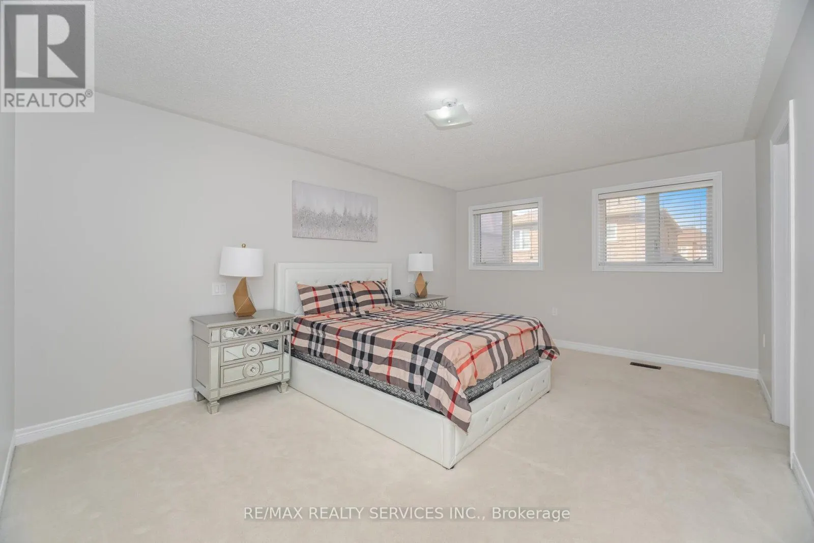 20 BLACKBERRY VALLEY CRESCENT