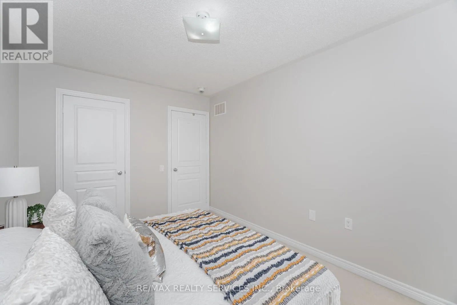 20 BLACKBERRY VALLEY CRESCENT