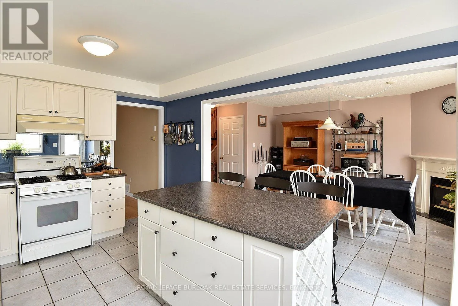 4002 JARVIS CRESCENT