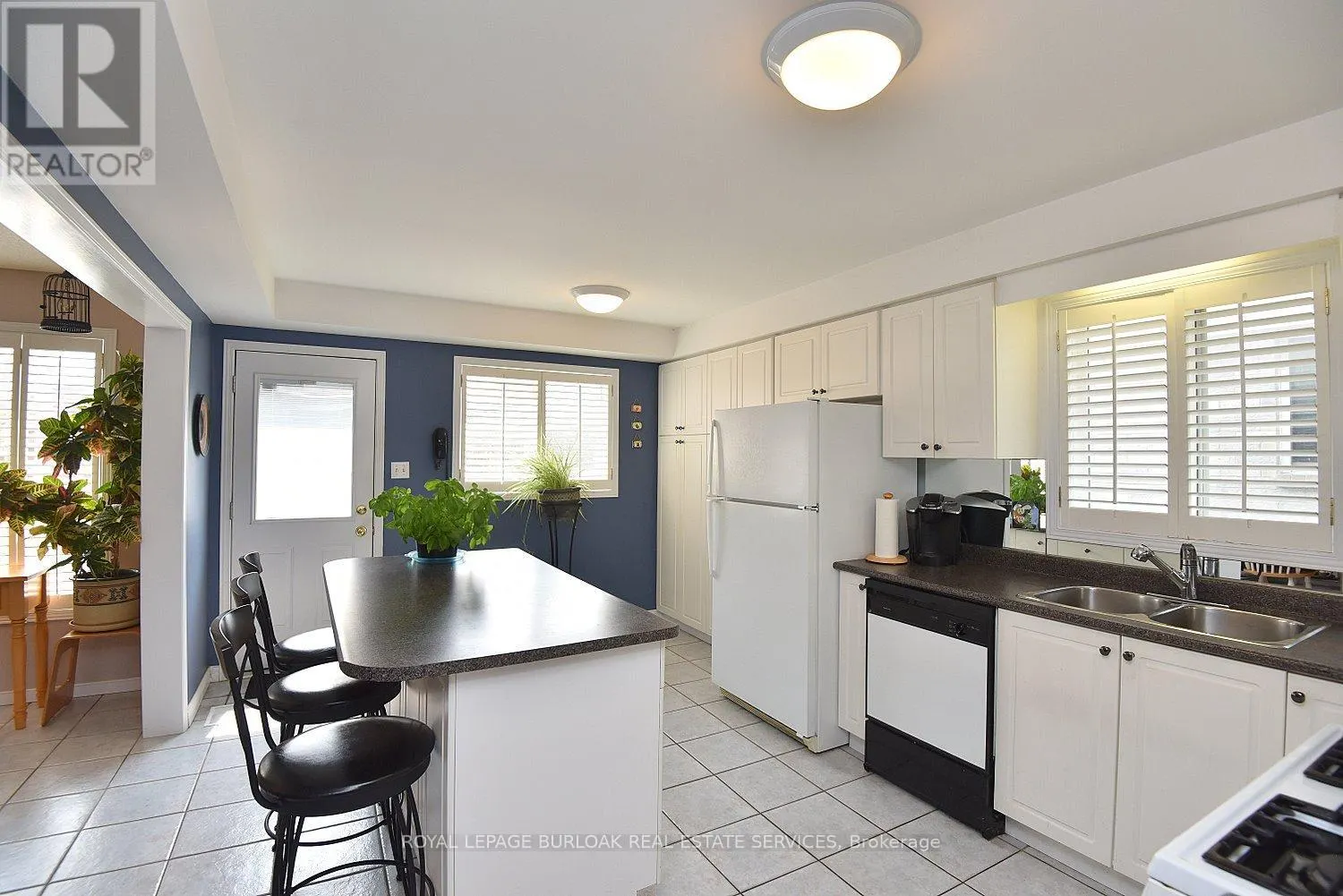 4002 JARVIS CRESCENT