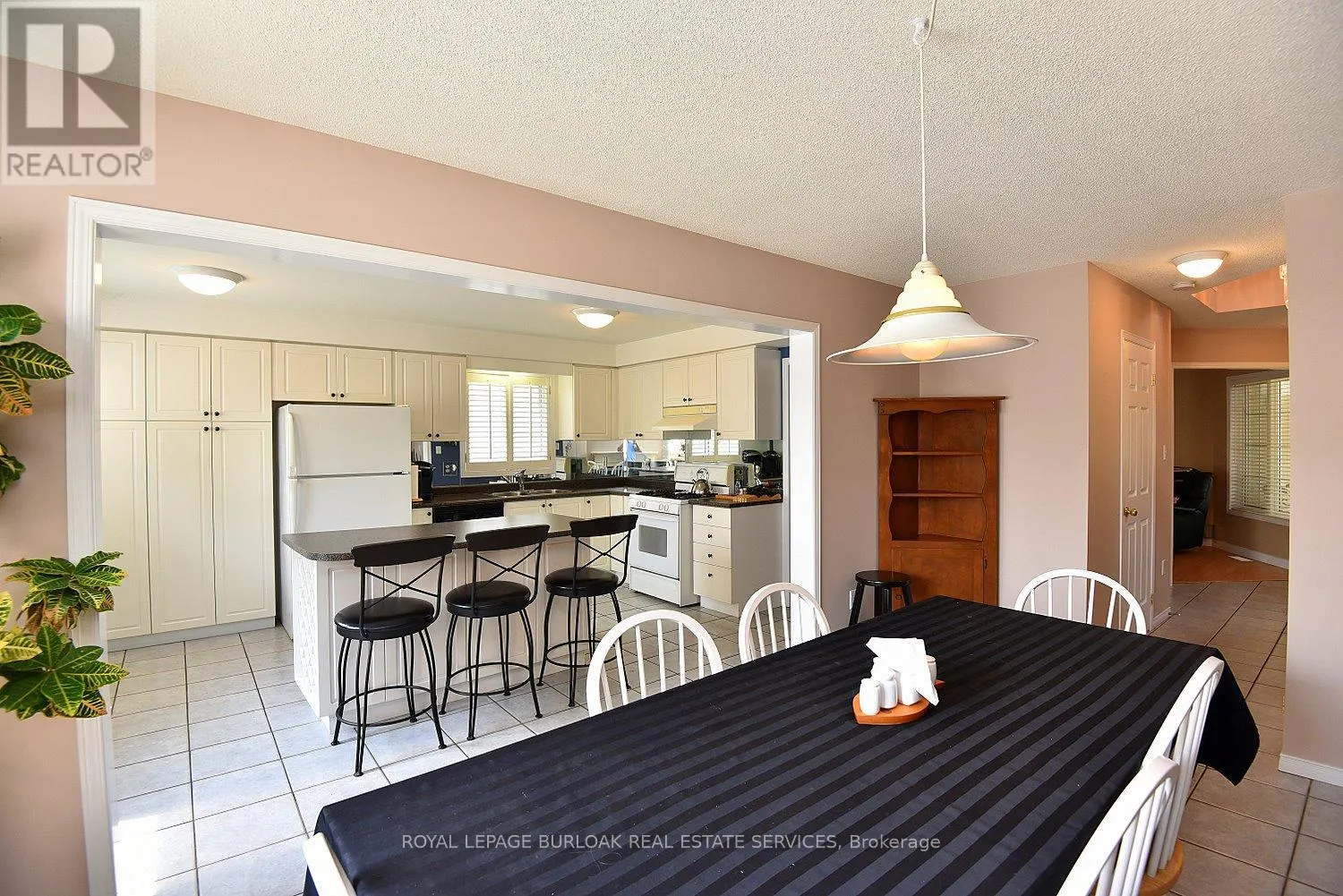 4002 JARVIS CRESCENT