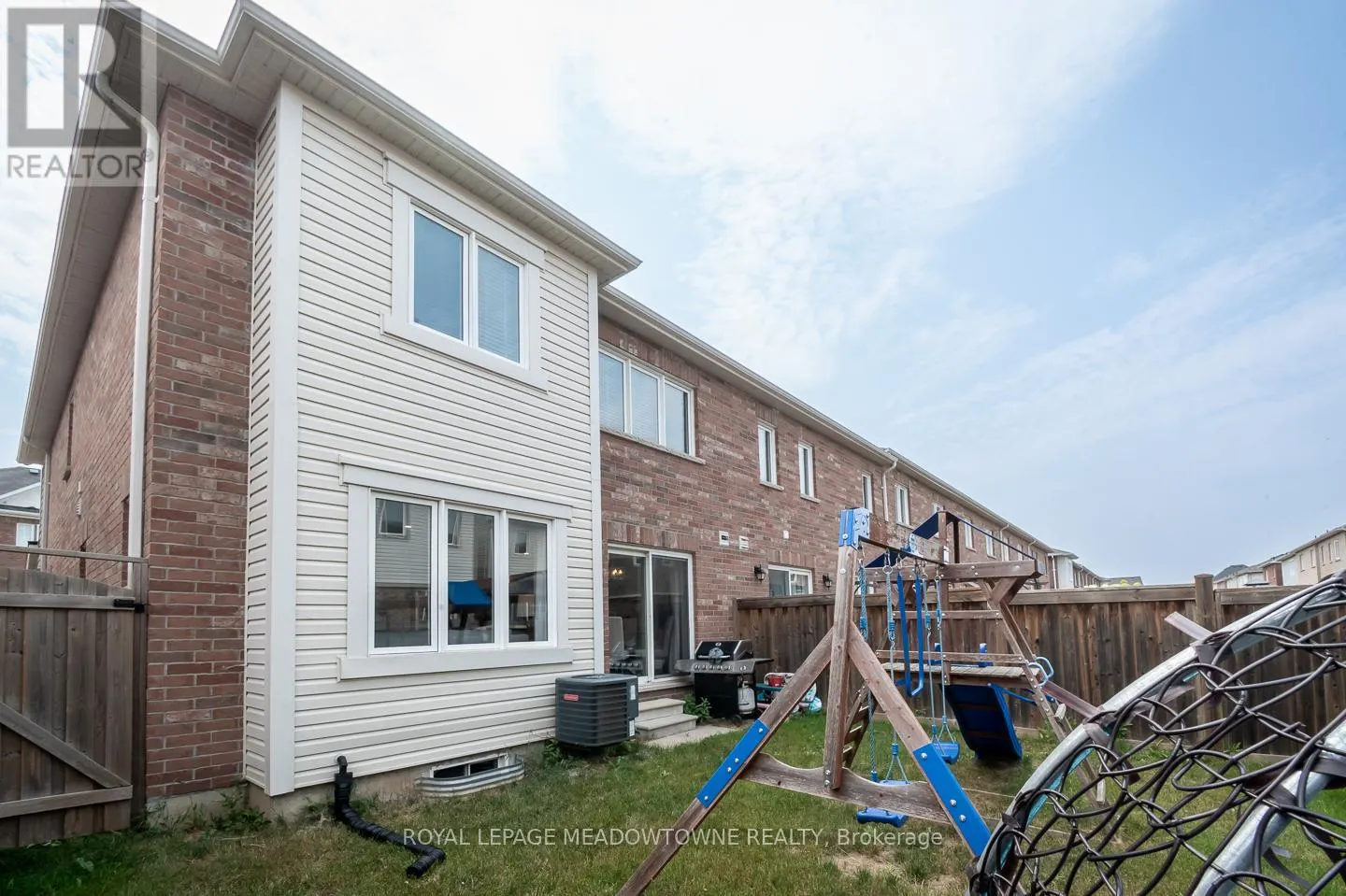 335 GOODING CRESCENT