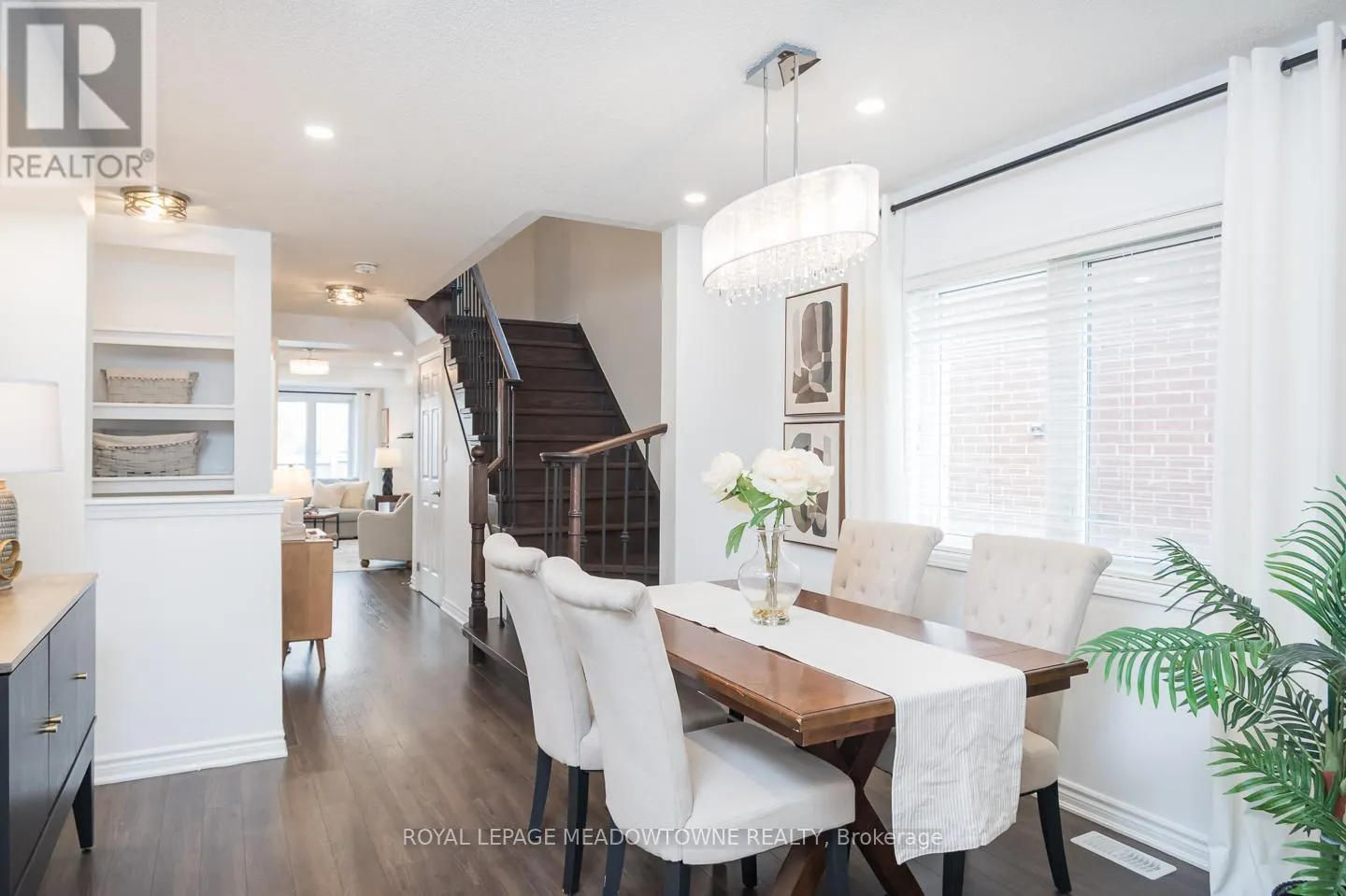 335 GOODING CRESCENT