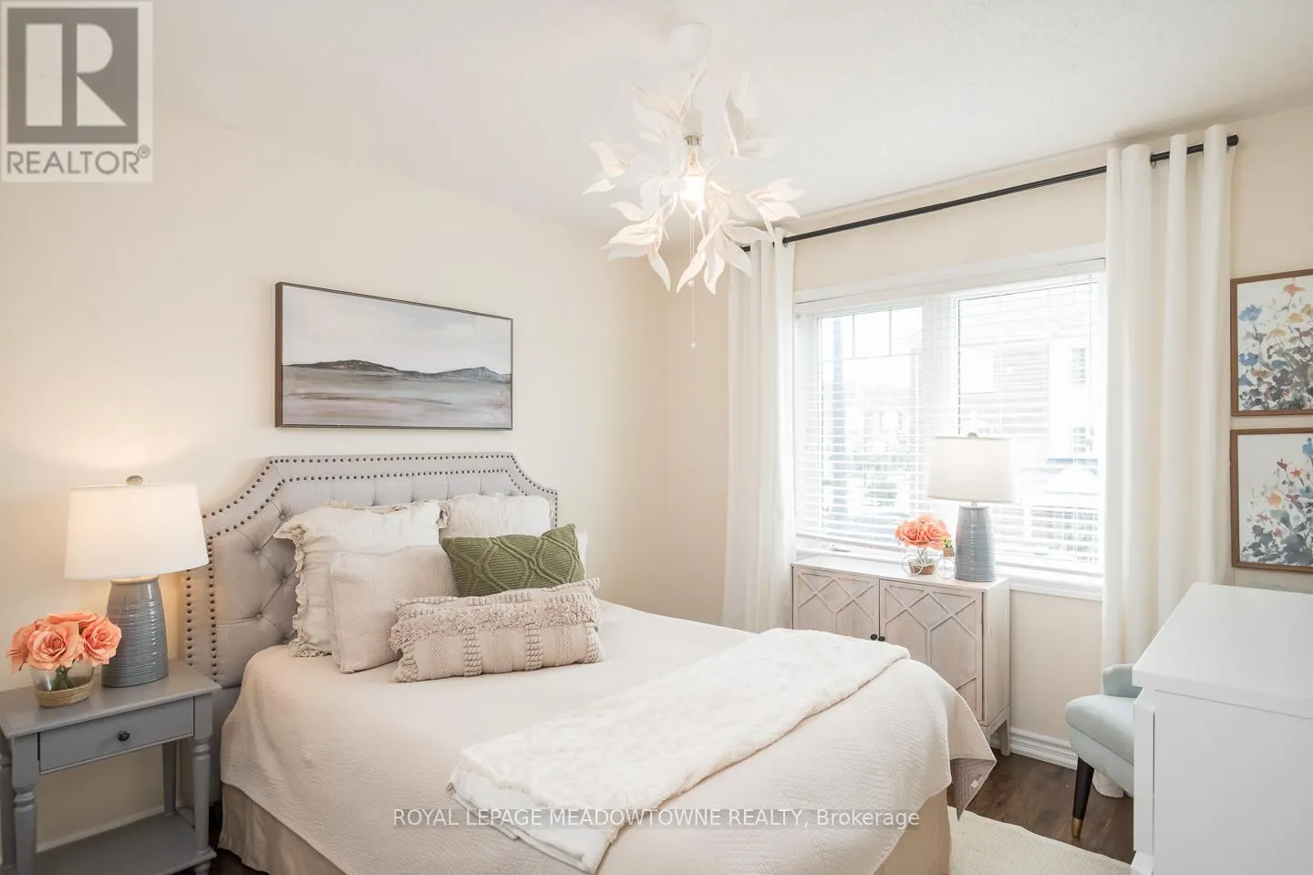 335 GOODING CRESCENT