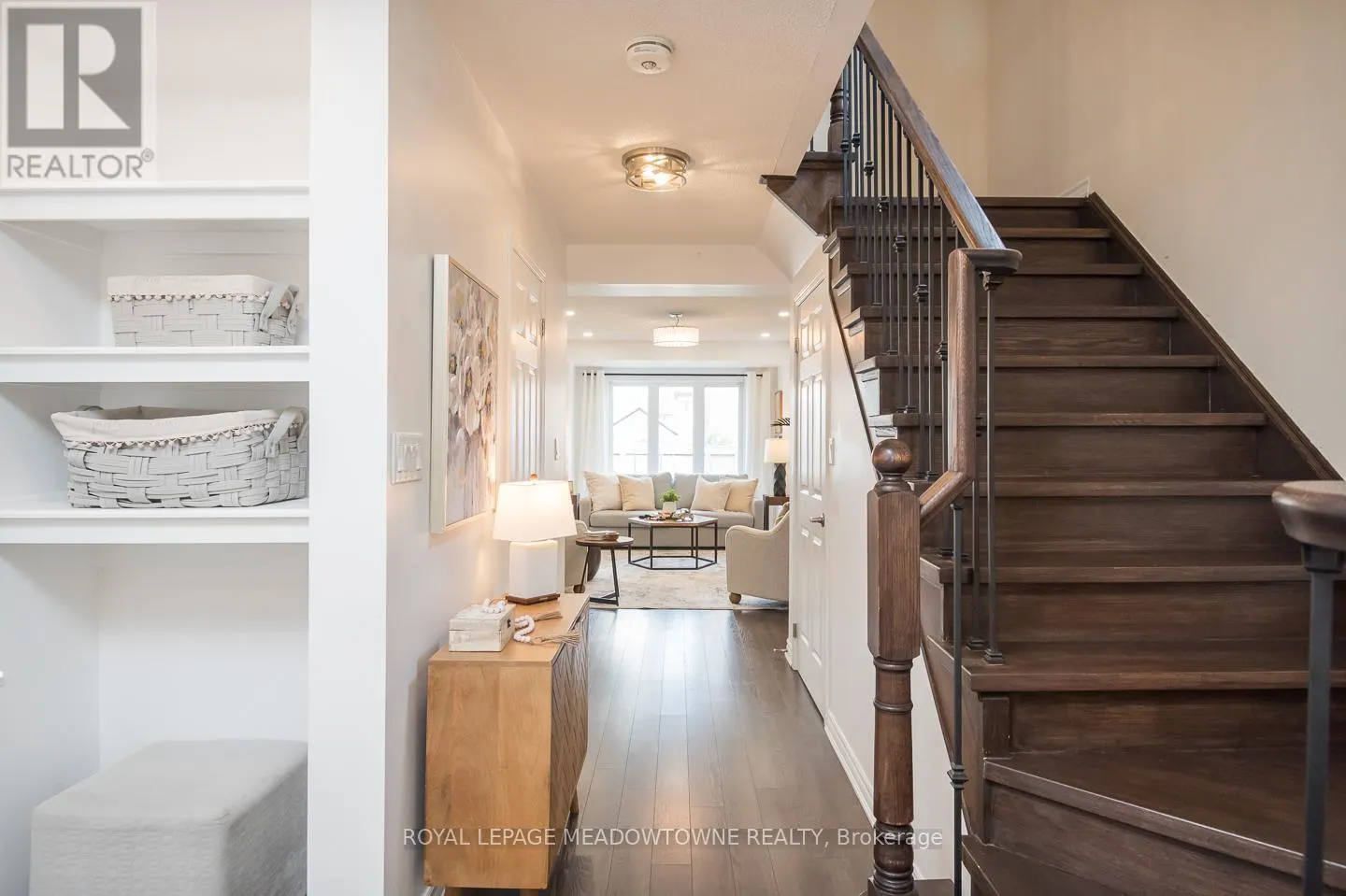 335 GOODING CRESCENT