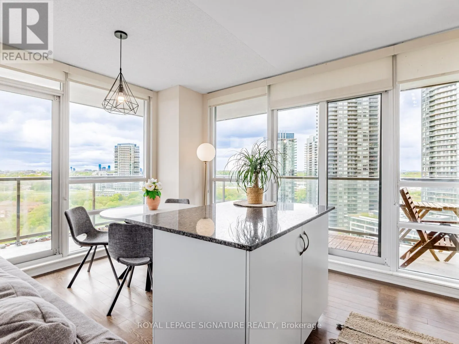 1804 - 15 LEGION ROAD