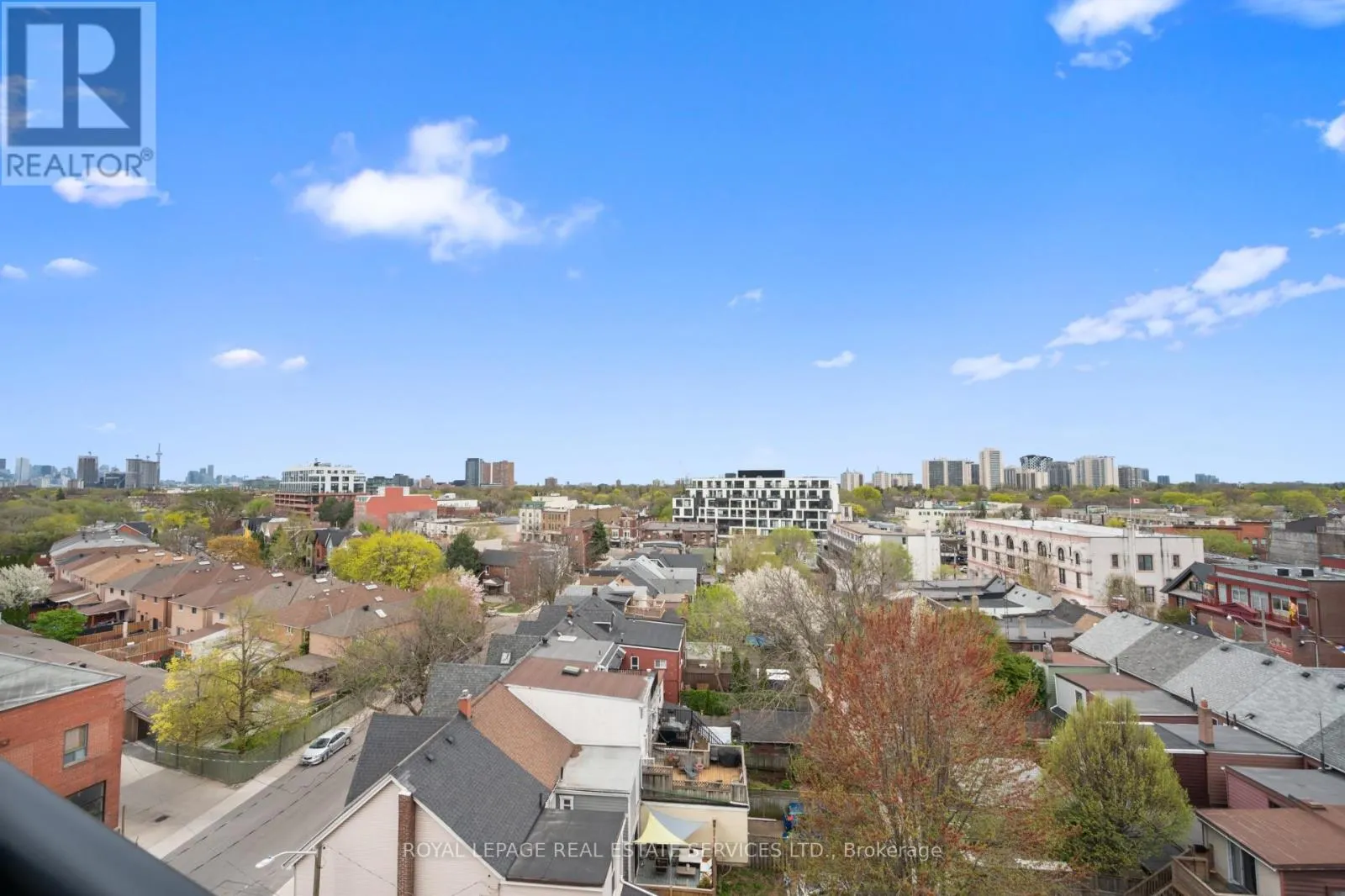 812 - 61 HEINTZMAN STREET