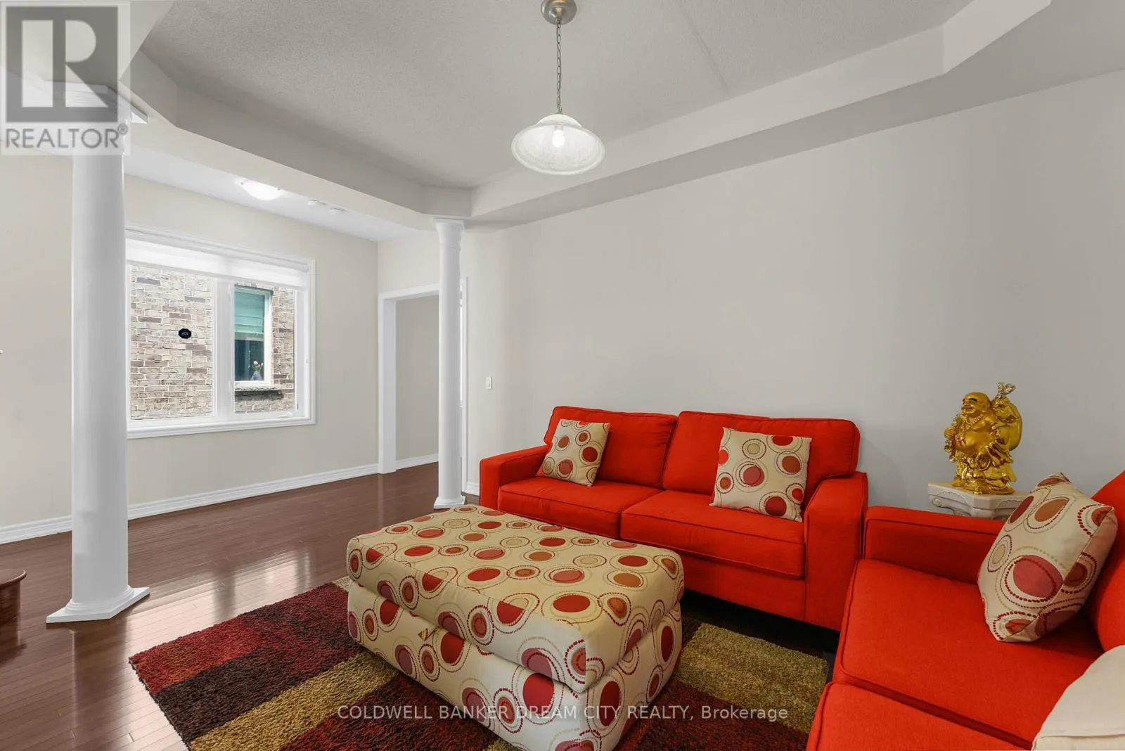 4 AUTUMN ARBOUR ROAD