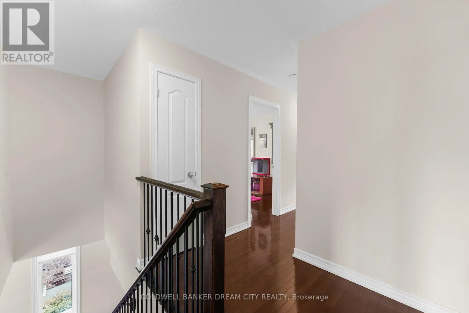 4 AUTUMN ARBOUR ROAD