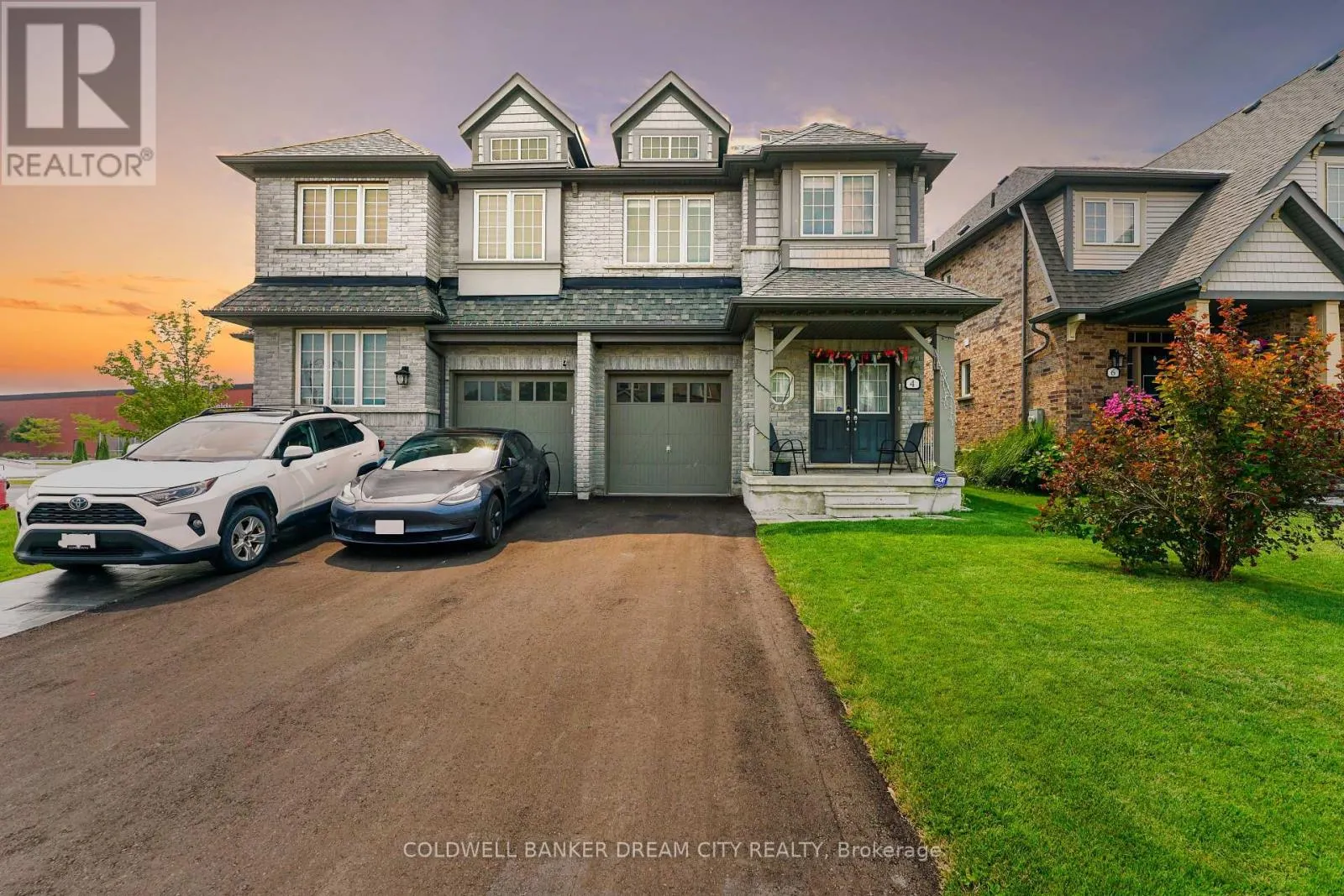 4 AUTUMN ARBOUR ROAD