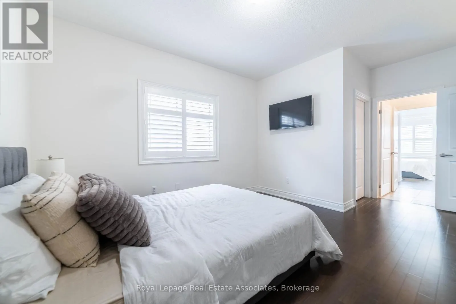 1267 RASPBERRY TERRACE