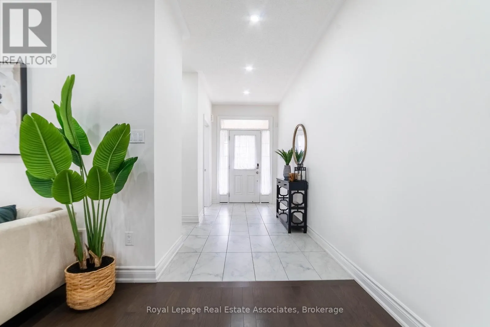 1267 RASPBERRY TERRACE