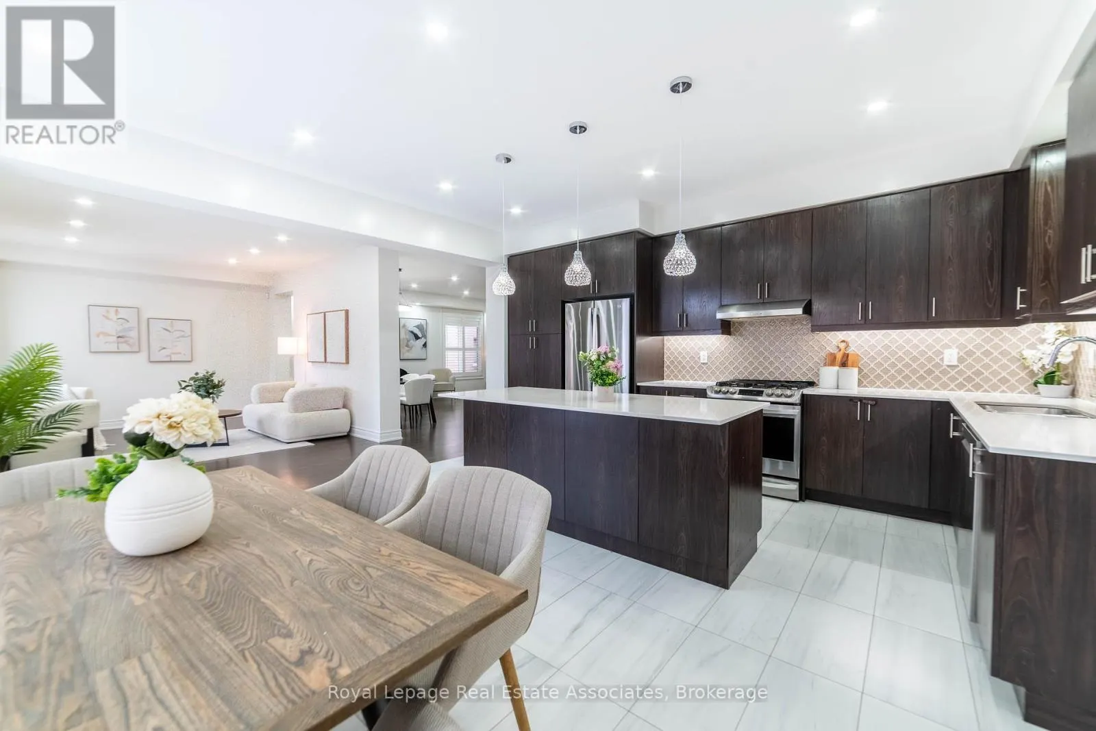 1267 RASPBERRY TERRACE