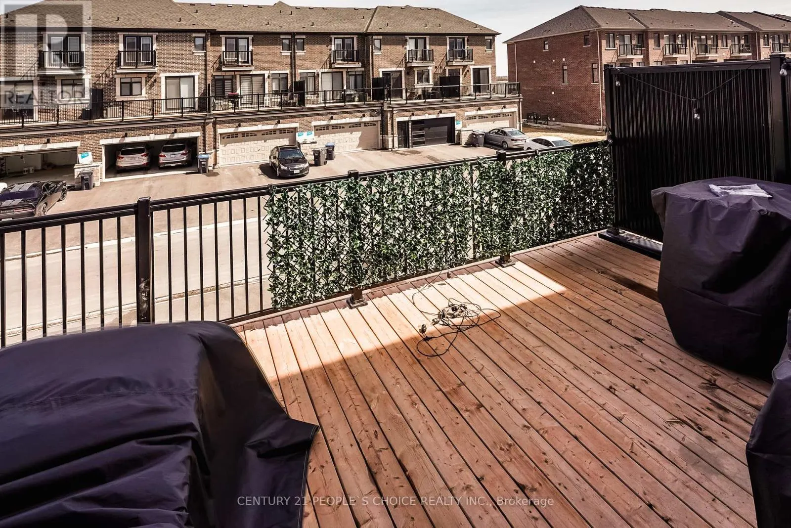 41 MINNOCK STREET W