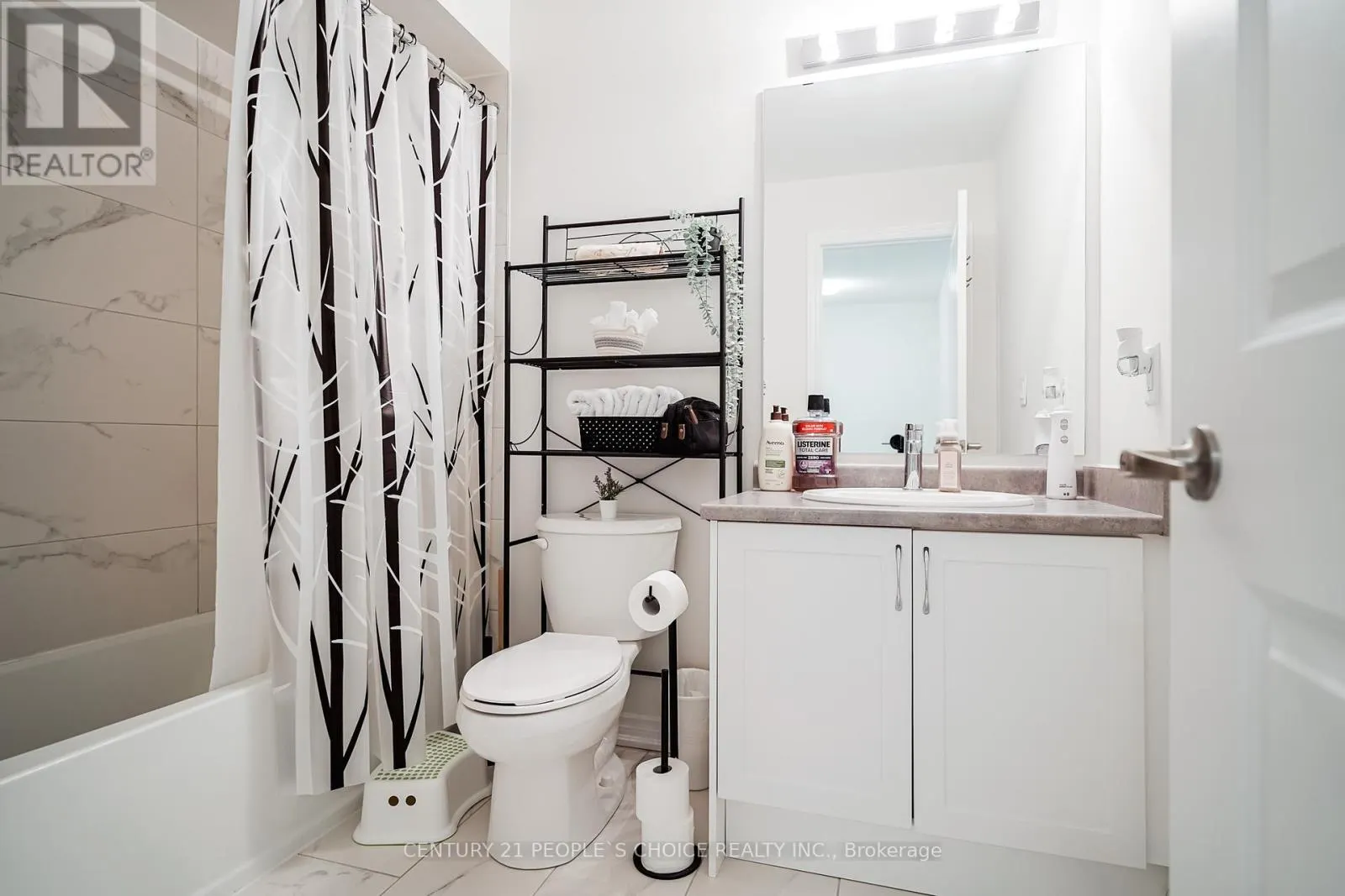 41 MINNOCK STREET W
