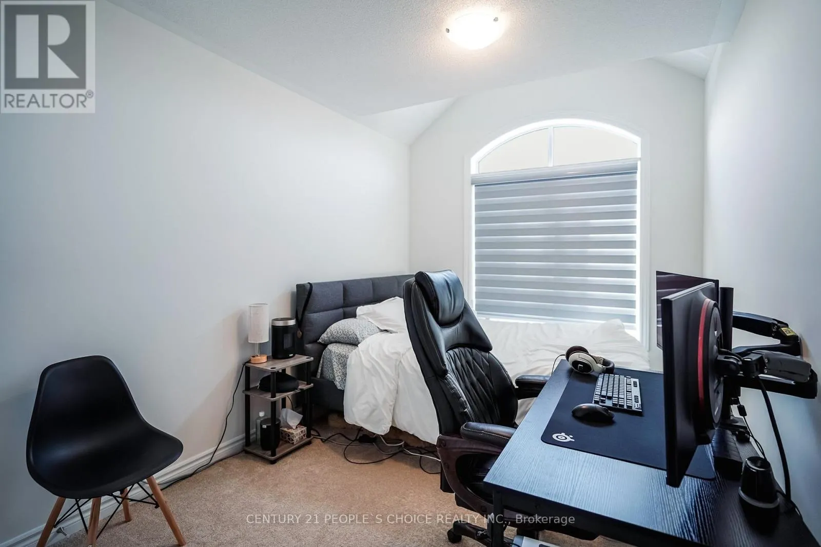 41 MINNOCK STREET W
