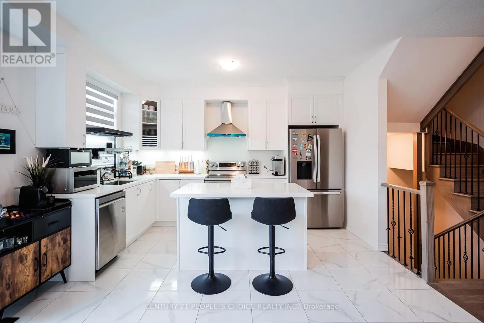 41 MINNOCK STREET W