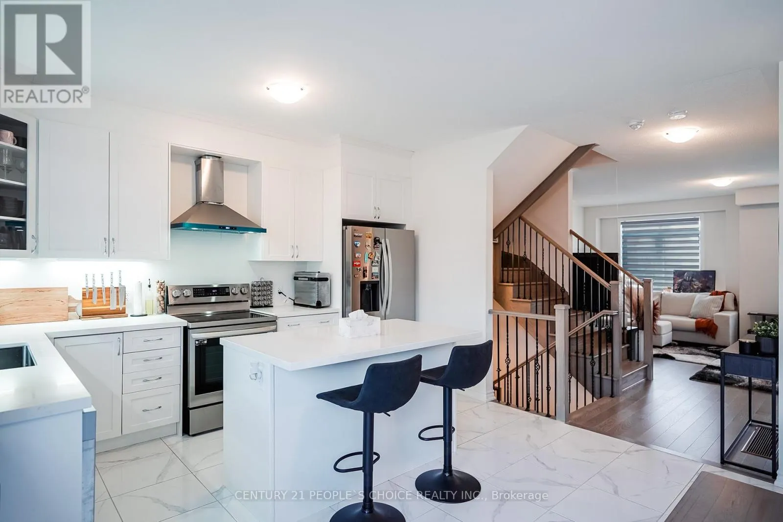 41 MINNOCK STREET W
