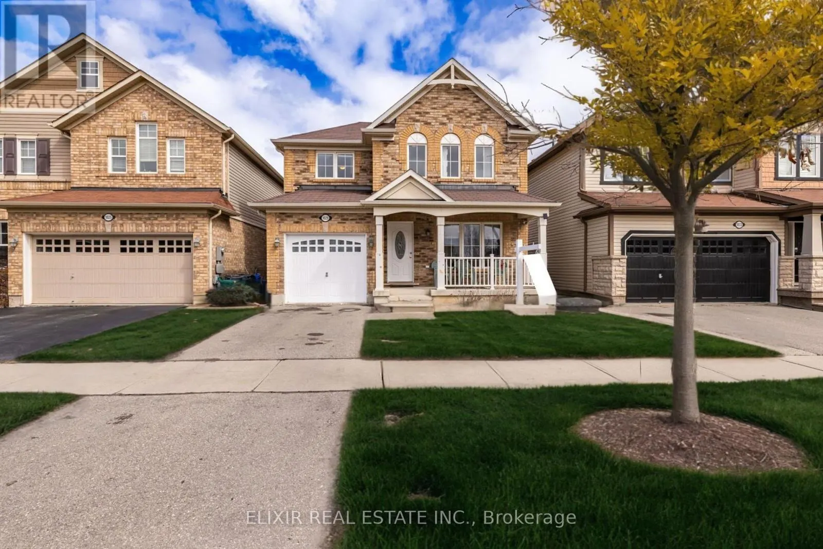 1029 FARMSTEAD. DRIVE