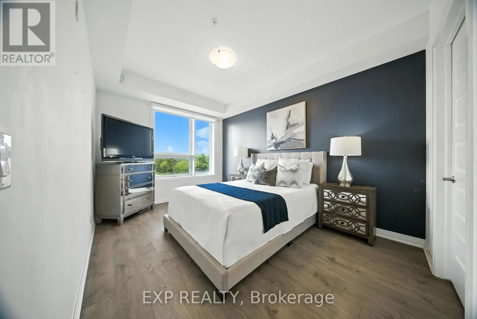 210 - 1105 LEGER WAY