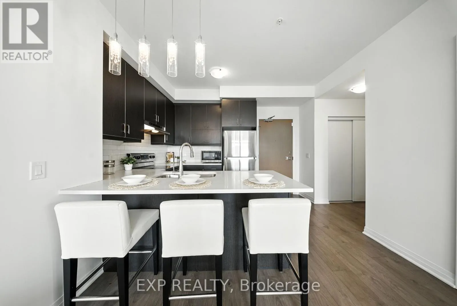 210 - 1105 LEGER WAY