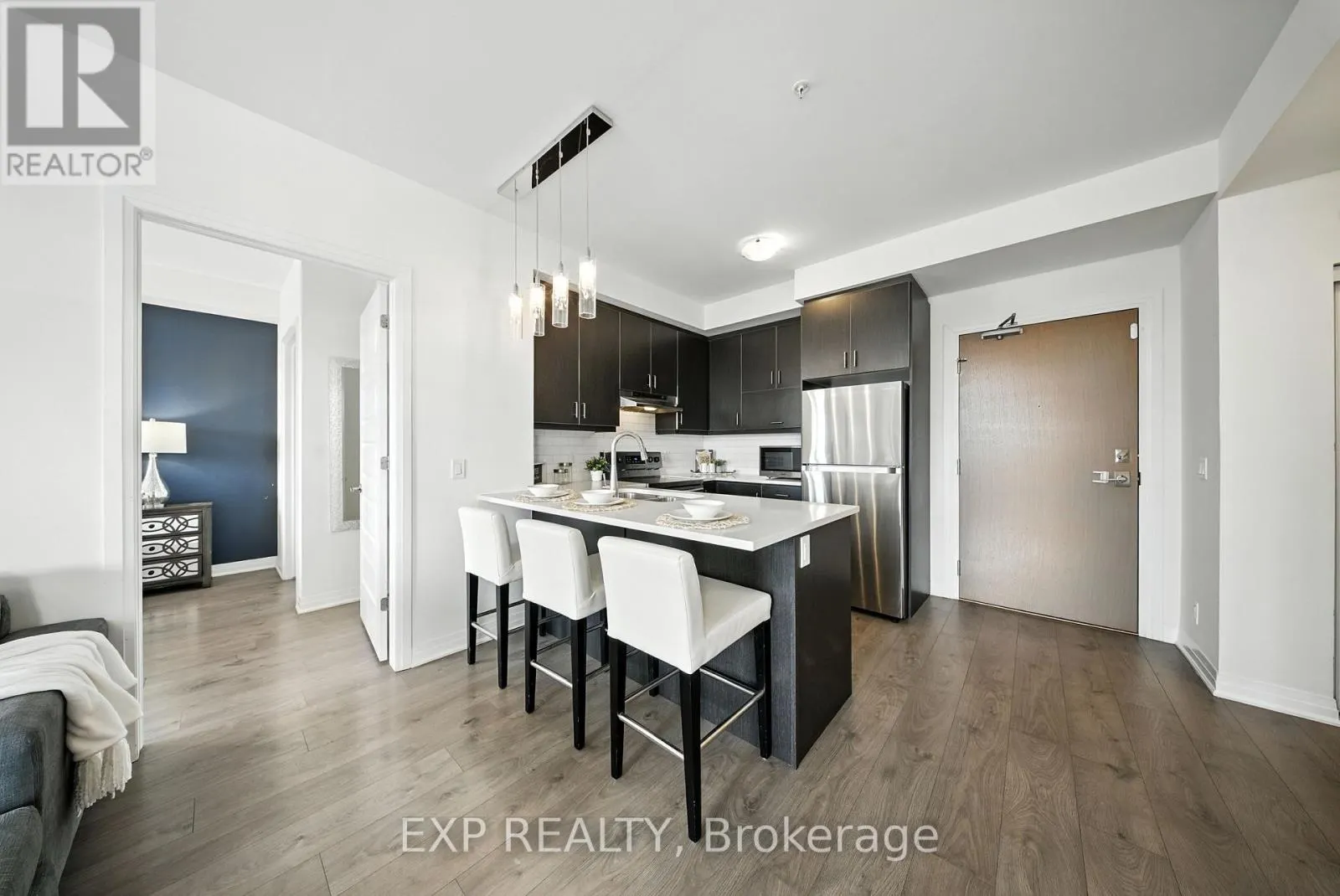 210 - 1105 LEGER WAY