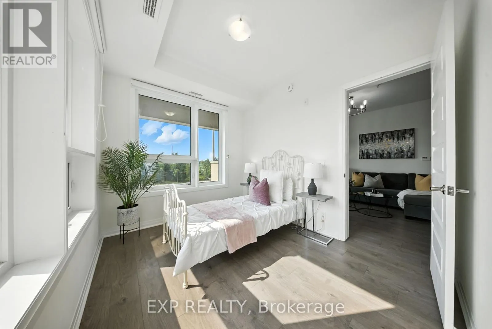 210 - 1105 LEGER WAY