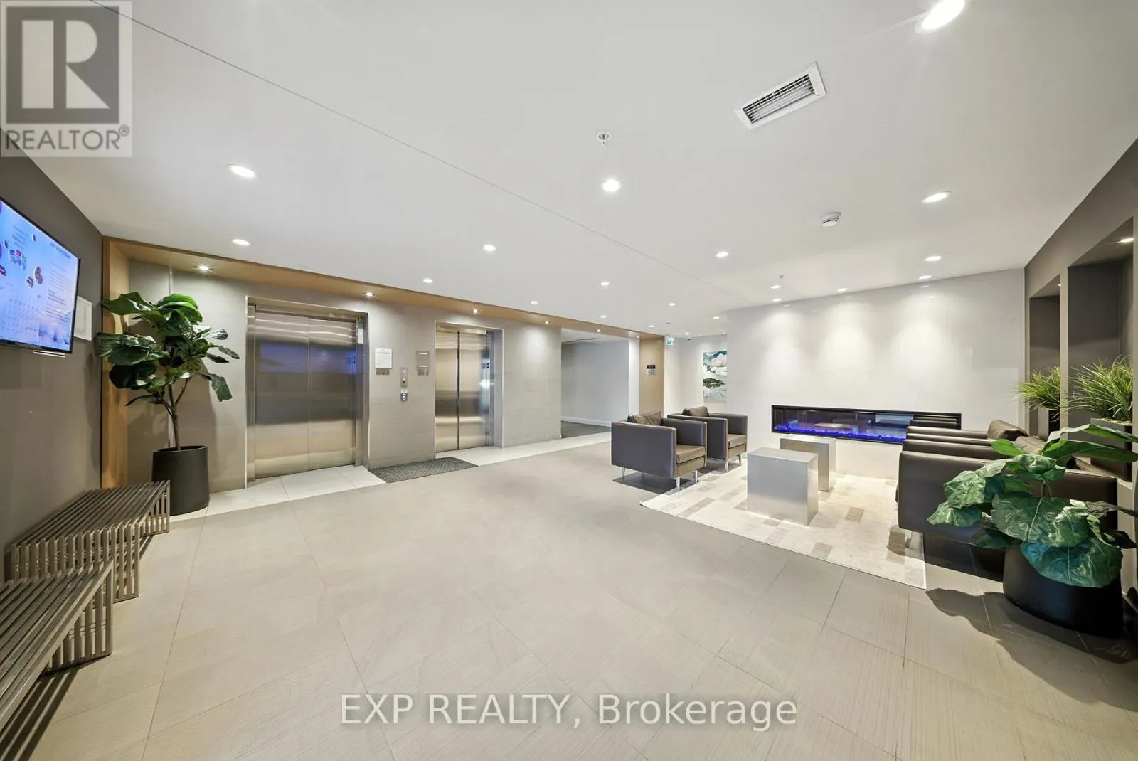 210 - 1105 LEGER WAY