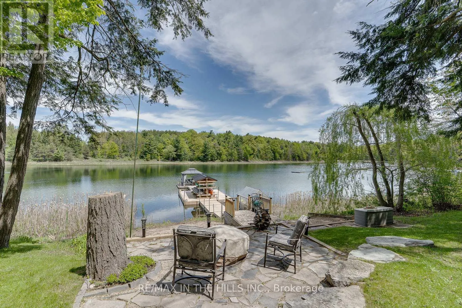 143 - 143 GREEN LAKE ROAD W