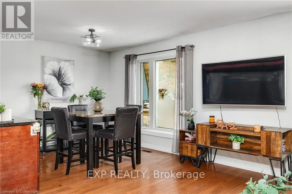 95 AVONMORE CRESCENT