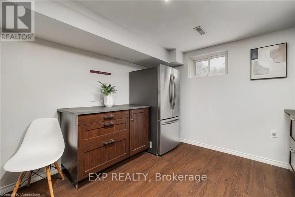 95 AVONMORE CRESCENT