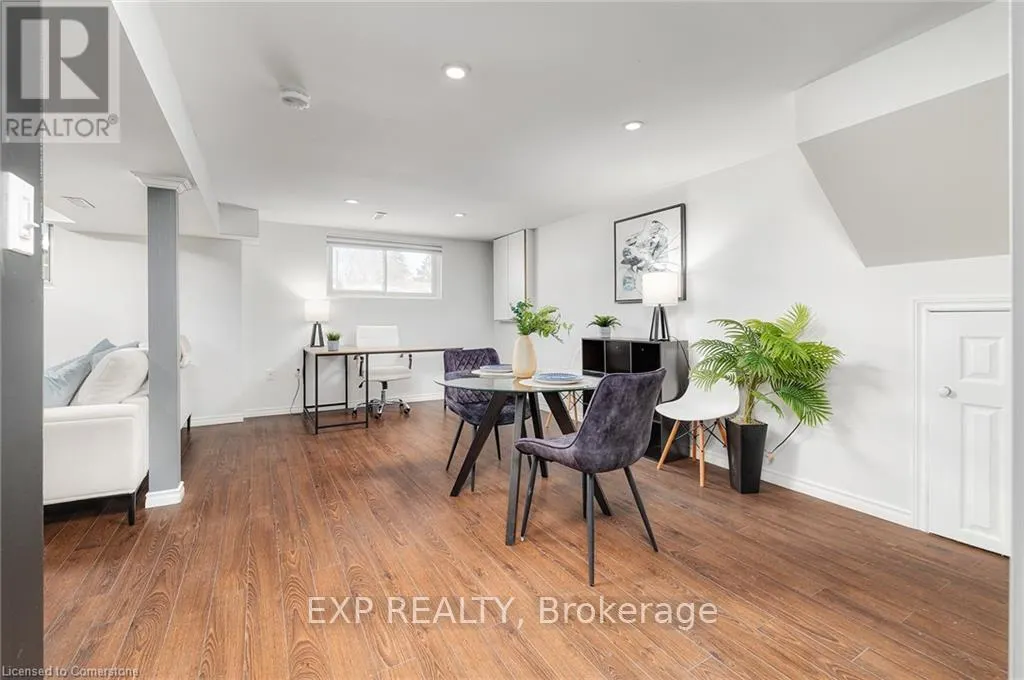 95 AVONMORE CRESCENT