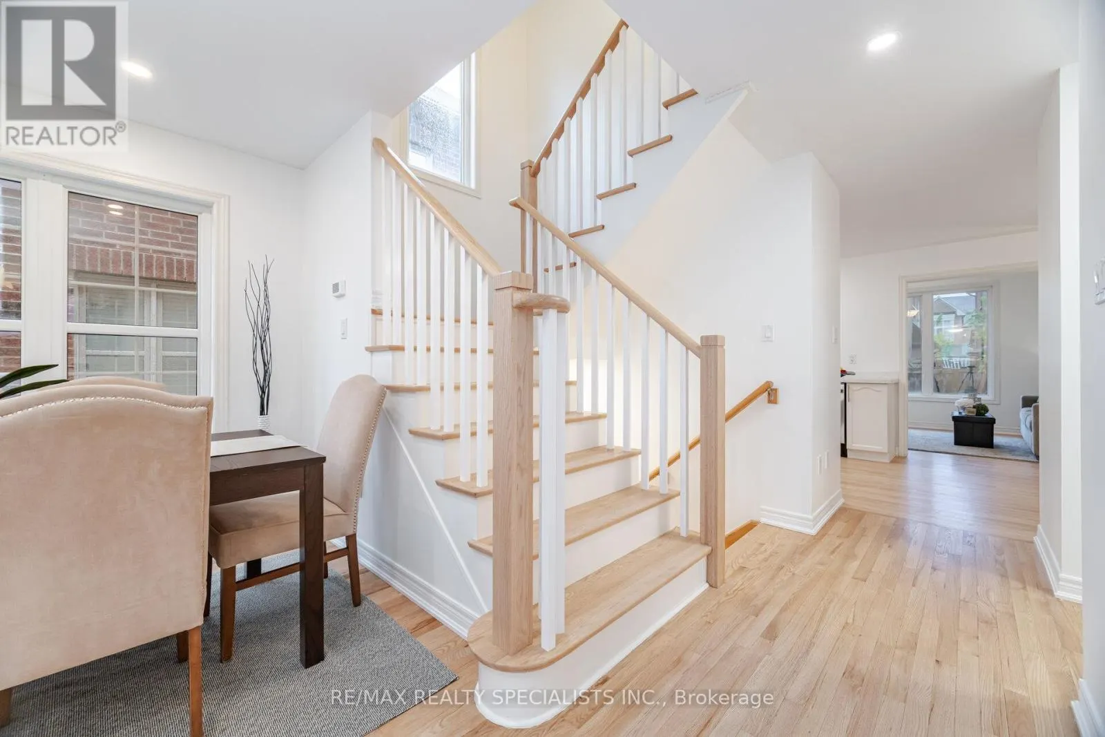 238 GIDDINGS CRESCENT