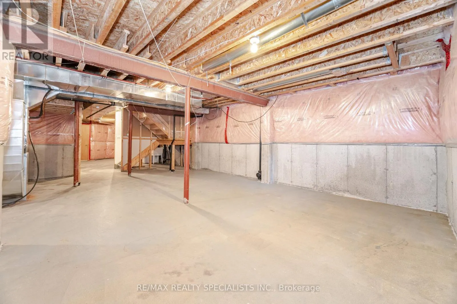 238 GIDDINGS CRESCENT