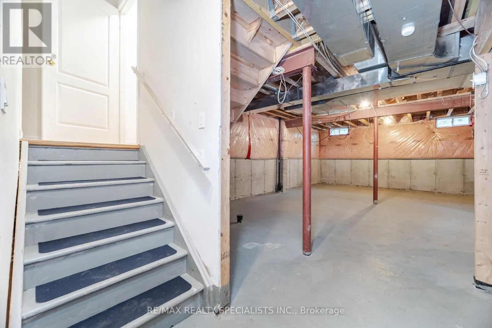 238 GIDDINGS CRESCENT