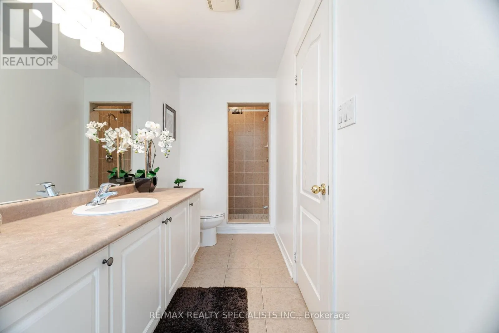 238 GIDDINGS CRESCENT
