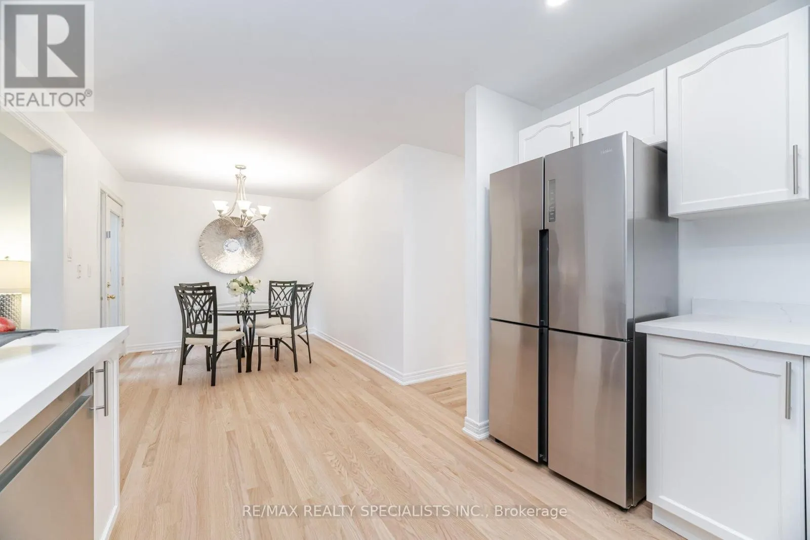 238 GIDDINGS CRESCENT
