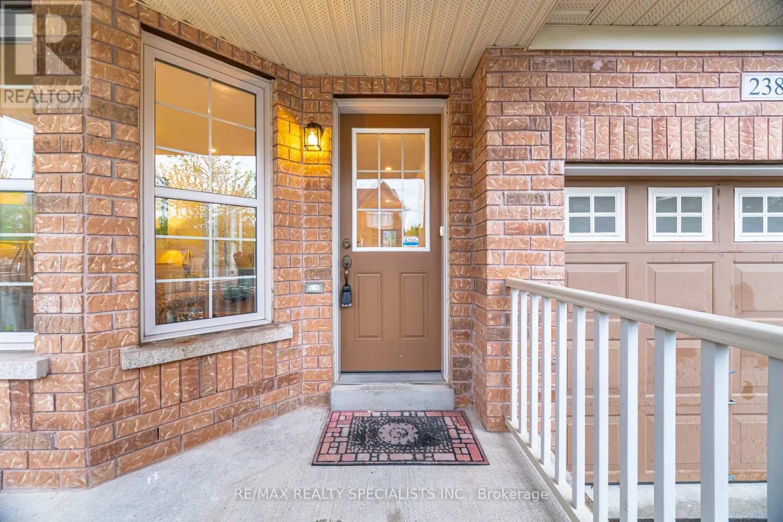 238 GIDDINGS CRESCENT