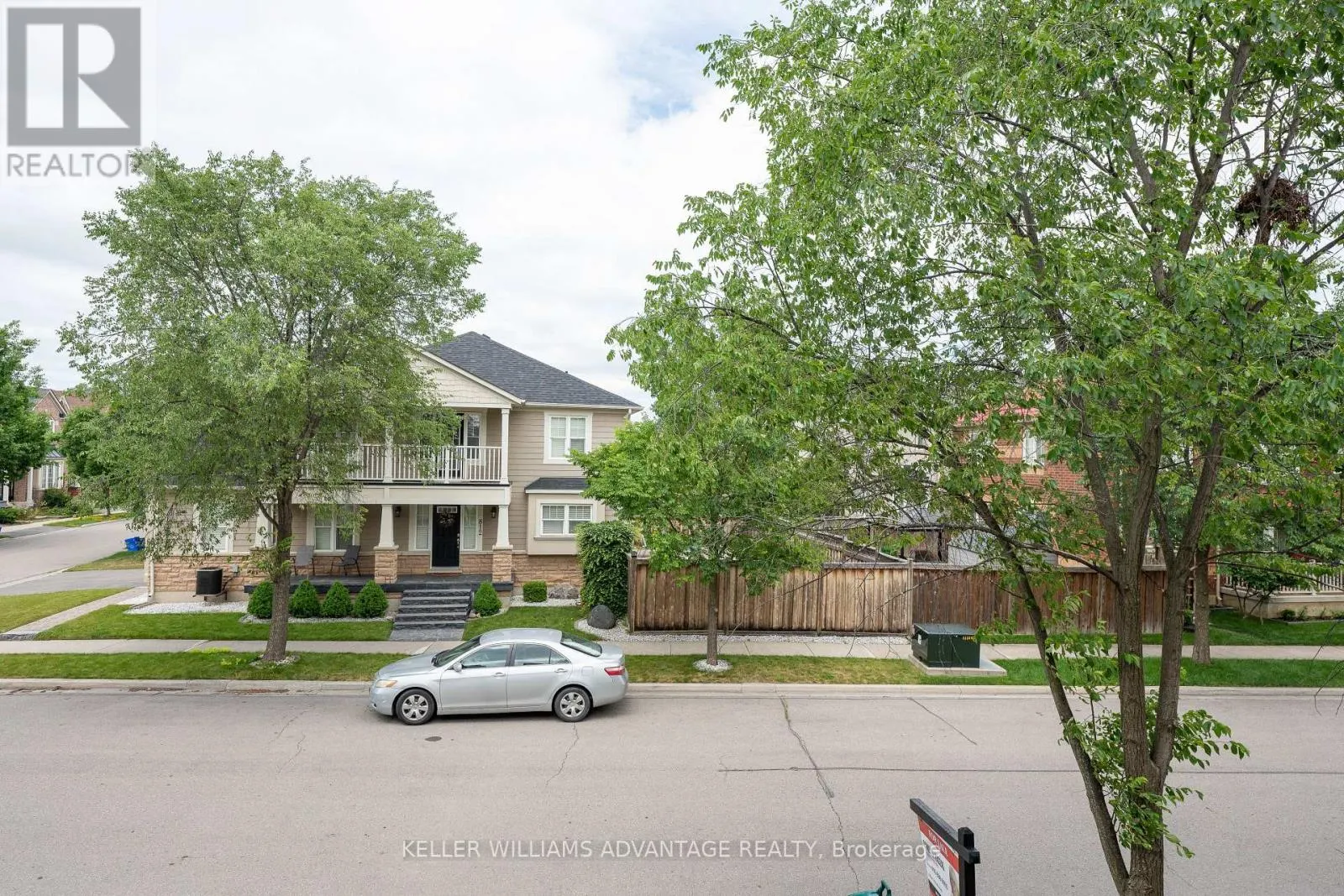 942 BURGESS GARDENS