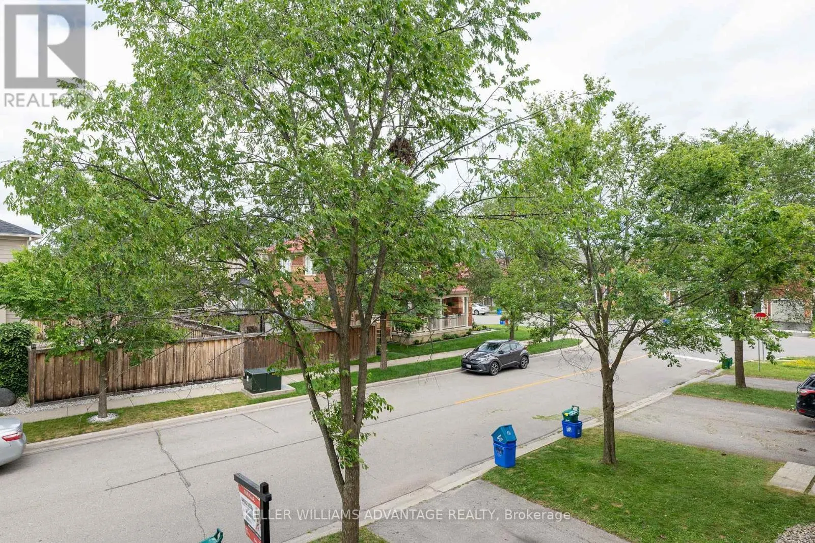 942 BURGESS GARDENS