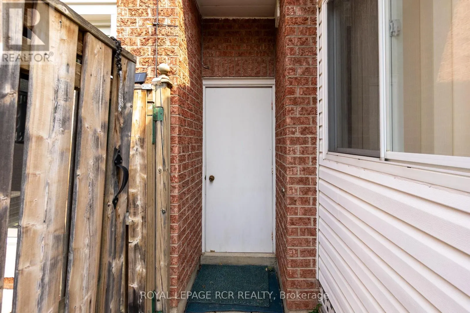 32 WATERBURY STREET