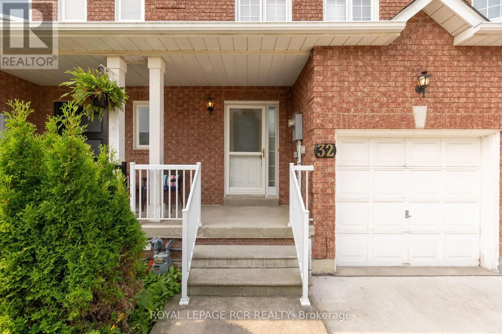 32 WATERBURY STREET