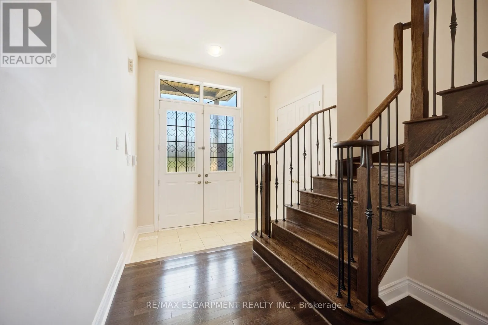 232 NIAGARA TRAIL