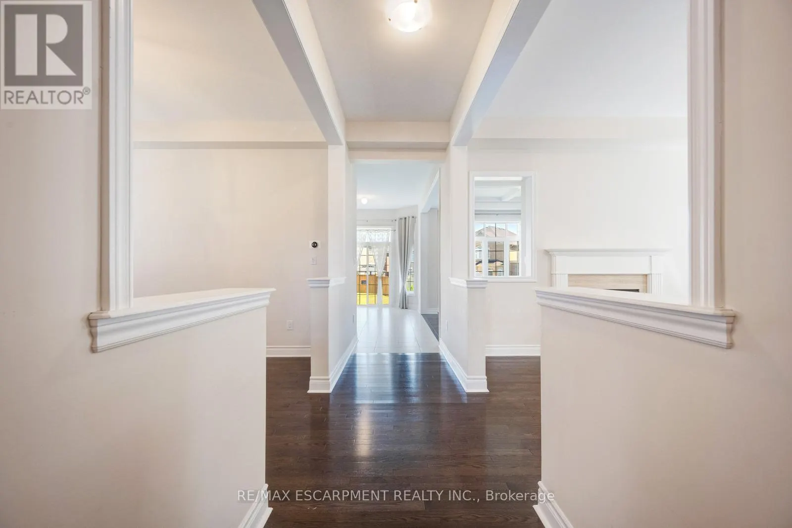 232 NIAGARA TRAIL