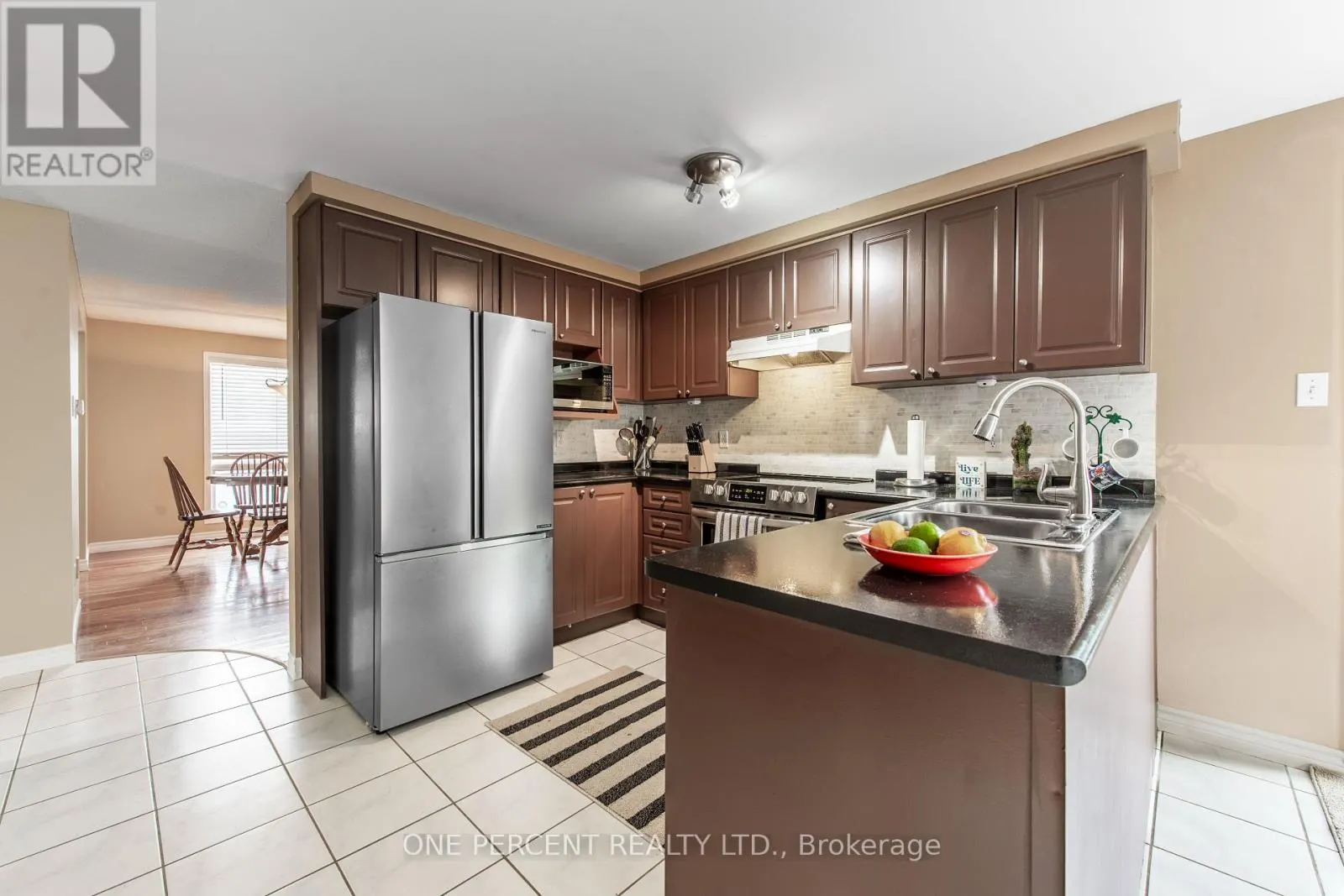 240 WALSH CRESCENT