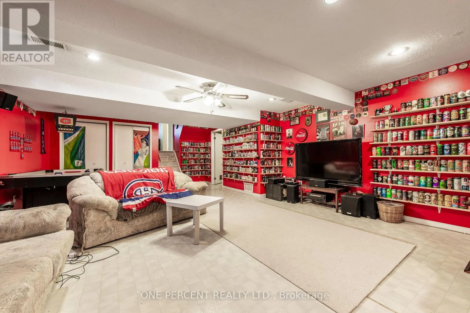 240 WALSH CRESCENT